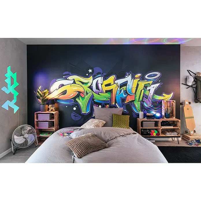 Holzregal Johanna - L x B x H: 40 x 50 x 30 cm, Holz, Braun - Jugendliches Schlafzimmer mit Wandbild, Holzkistenmöbeln und stylischer Beleuchtung, das eine lebendige Atmosphäre schafft.
