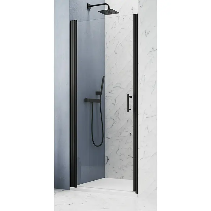 GEO Hit Pro Nischendusche B-PN100 - 100 x 202,2 cm, Beschichtet, Schwarz, 6 mm - Nahaufnahme einer Duschkabine mit schwarzem Rahmen und Duschkopf, die ein elegantes und modernes Badezimmerdesign zeigt.