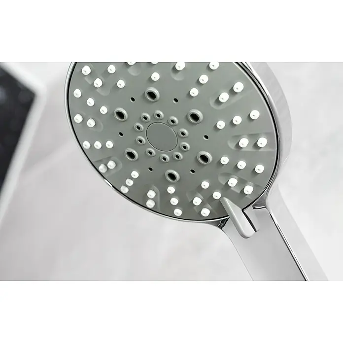 Mixomat Brausegarnitur Spitter - Anzahl Strahlarten: 3 Stk., Chrom - Nahaufnahme eines modernen Duschkopfs mit mehreren Wasserdüsen und einer glänzenden Chromoberfläche.