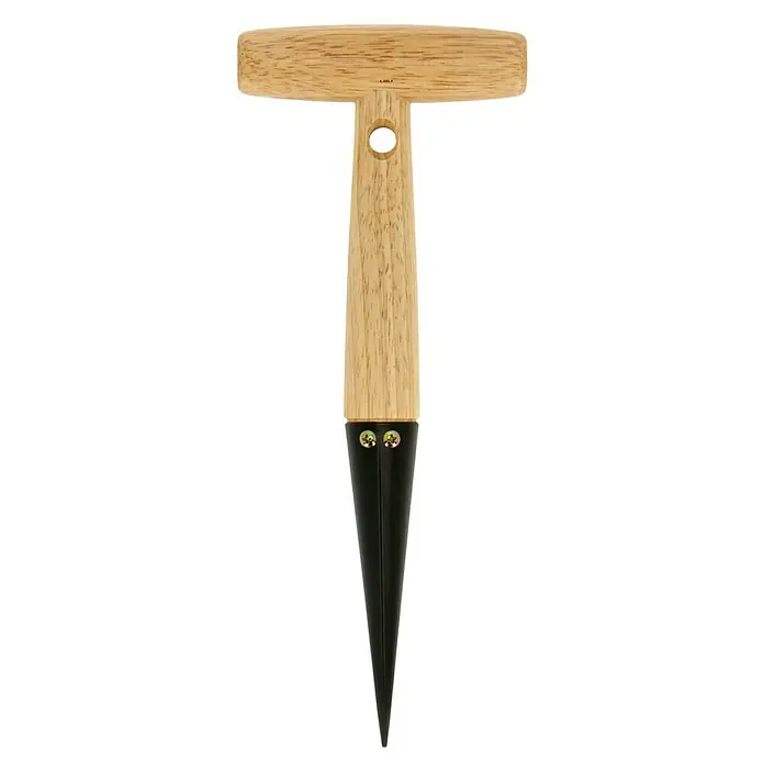 Freund Victoria Pflanzholz - 28 cm - Nahaufnahme eines Setzholz mit T-Griff aus Holz und einer schwarzen Spitze, das ein präzises Pflanzen von Setzlingen ermöglicht.