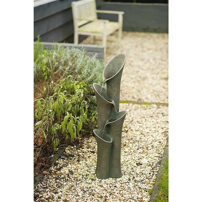 Ubbink AcquaArte Gartenbrunnen Montreux - 23,5 x 25 x 86 cm, Kunststoff, Grau - Dekorative Gartenbrunnen mit vier gestuften Schalen und sanft fließendem Wasser für eine beruhigende Atmosphäre im Außenbereich.