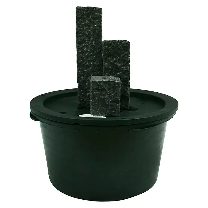 Ubbink AcquaArte Gartenbrunnen Modena - 12 x 12 x 45 cm, Naturmaterialien, Anthrazit - Das ist ein moderner Zimmerbrunnen mit drei dunklen, steinartigen Säulen in einem schwarzen Becken. Eine stilvolle Dekoration für jeden Raum.