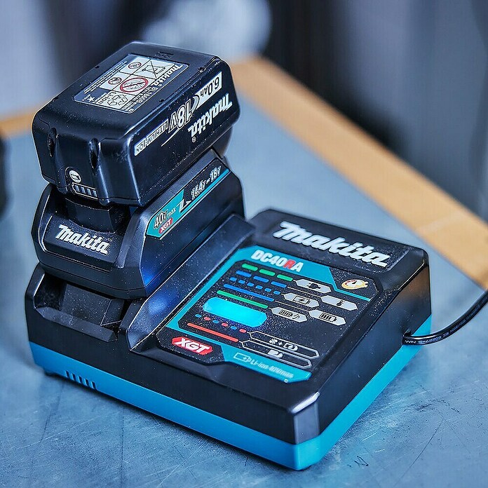 Makita XGT 40V max. Accu-adapter ADP 10 (Passend bij: Makita XGT snellader DC40R) | BAUHAUS