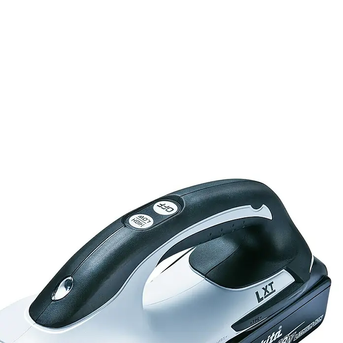 Makita LXT 18V Akku-Staubsauger DCL181FZW - 18 V, Ohne Akku - Nahaufnahme eines Makita LXT Akku-Staubsaugers mit schwarzem Griff und Bedienelementen. Der Staubsauger ist mit einem Lithium-Ionen-Akku ausgestattet.