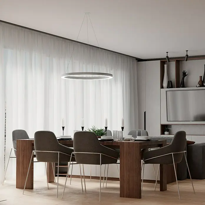 Direct Signs LED-Pendelleuchte Noble - Durchmesser: 800 mm, Weiß - Das Bild zeigt einen modernen Essbereich mit einem stilvollen Esstisch, umgeben von eleganten Stühlen und einer kreisförmigen Hängelampe.