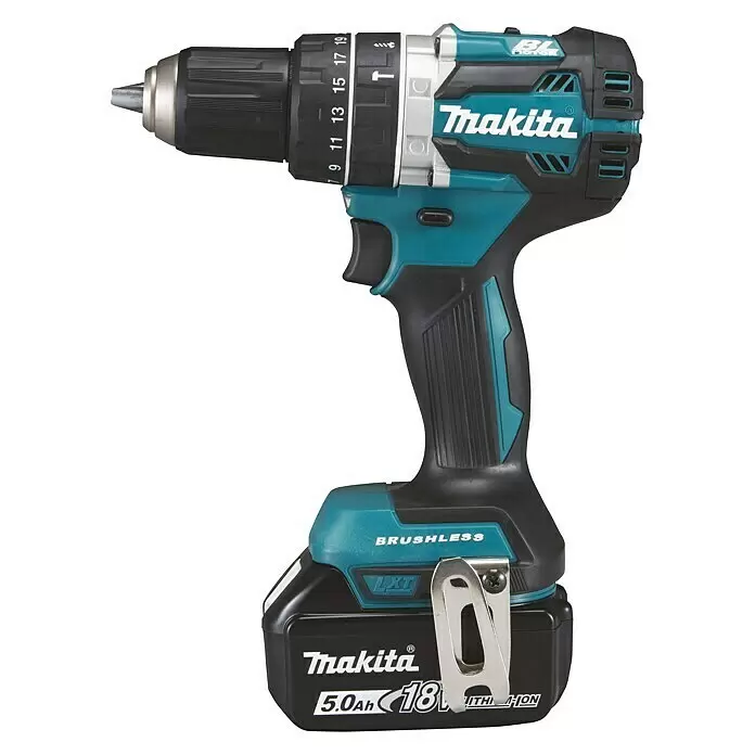 Makita LXT 18V Taladro atornillador percutor de batería DHP484 - 18 V, 2 baterías, 5 Ah, 54 Nm, Número máx. de impactos: 30.000 /min - Un taladro inalámbrico Makita turquesa y negro con batería LXT de 18V 5.0Ah.