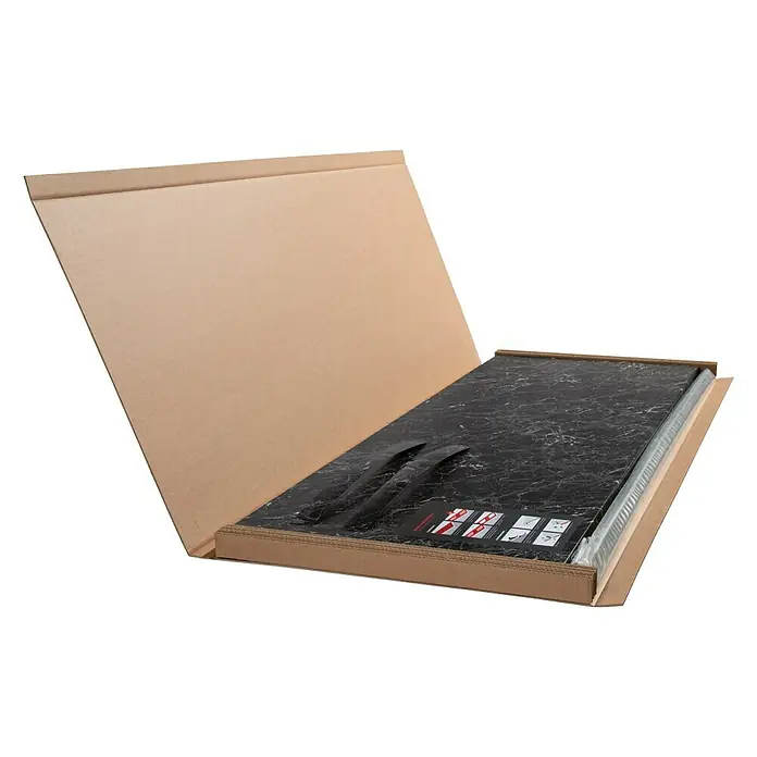 Küchenarbeitsplatten-Set3405 Cape Noir, 122 x 63,5 x 3,8 cm - Marmorplatte in einer offenen Kartonverpackung, die die Textur und das Produkt präsentiert. Ideal für Produktdarstellungen.