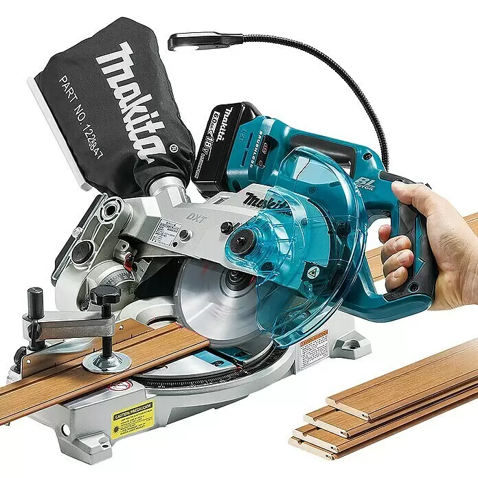 Makita LXT 18V Akku-Kapp- & Gehrungssäge DLS600Z - 18 V, Ohne Akku, Leerlaufdrehzahl: 5.000 U/min - Anwendungsbeispiel