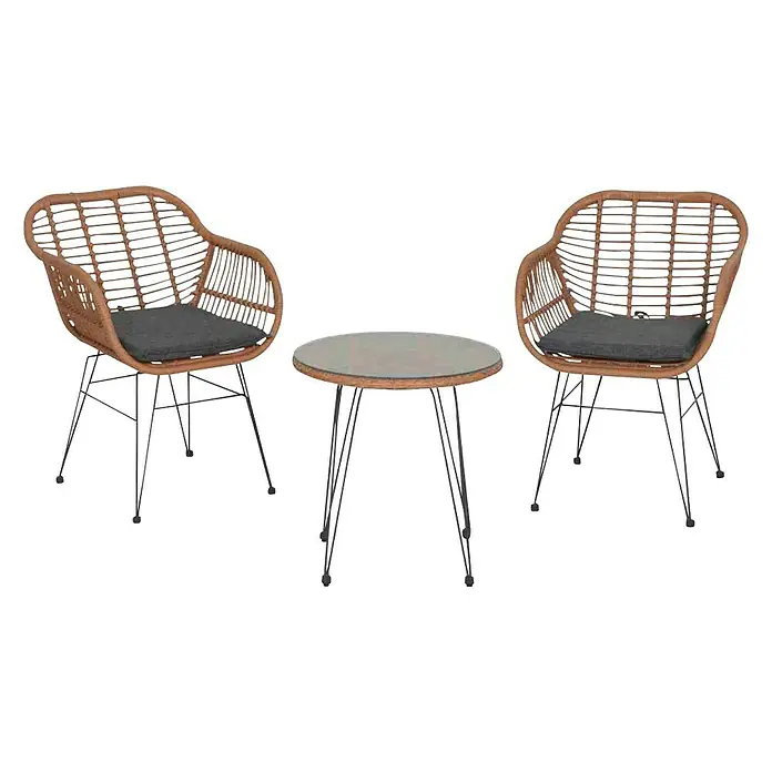 Siena Garden Balkonmöbel-Set Tiros - 3 -tlg., Schwarz/Braun, Stahl, Gardino®-Geflecht - Gartengarnitur mit zwei Rattansesseln mit grauen Kissen und einem runden Tisch mit dunklem Metallgestell für Terrasse oder Balkon.