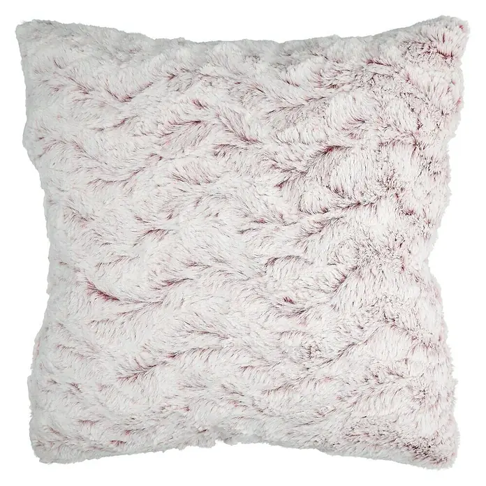 Kissen Smooth - Rot, 45 x 45 cm, 100 % Polyester - Nahaufnahme eines quadratischen, flauschigen Kissens in Weiß- und Rosatönen mit weicher Textur.