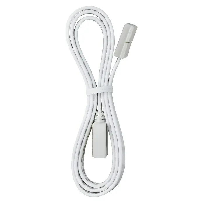 Paulmann Conector clip YourLED ECO - 50 cm - Primer plano de un cable de extensión blanco para tiras LED con conectores en ambos extremos, atado en el medio.
