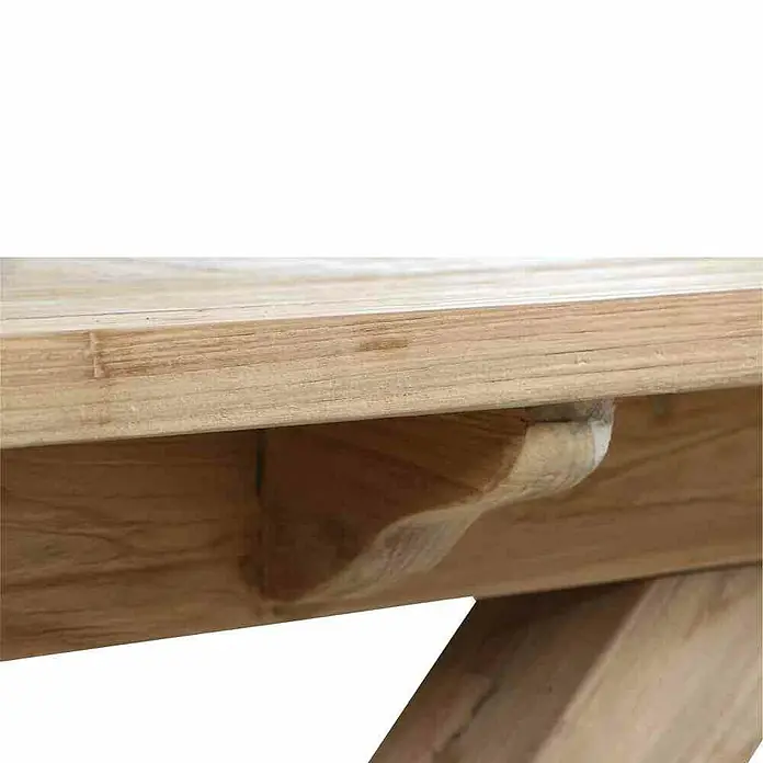 Siena Garden Gartentisch Cardiff - L x B x H: 180 x 100 x 76 cm, Teak, Rechteckig, Naturbraun - Nahaufnahme eines Holztisches mit dekorativer Verstrebung, die die Tischplatte stützt, wodurch die hochwertige Verarbeitung betont wird.