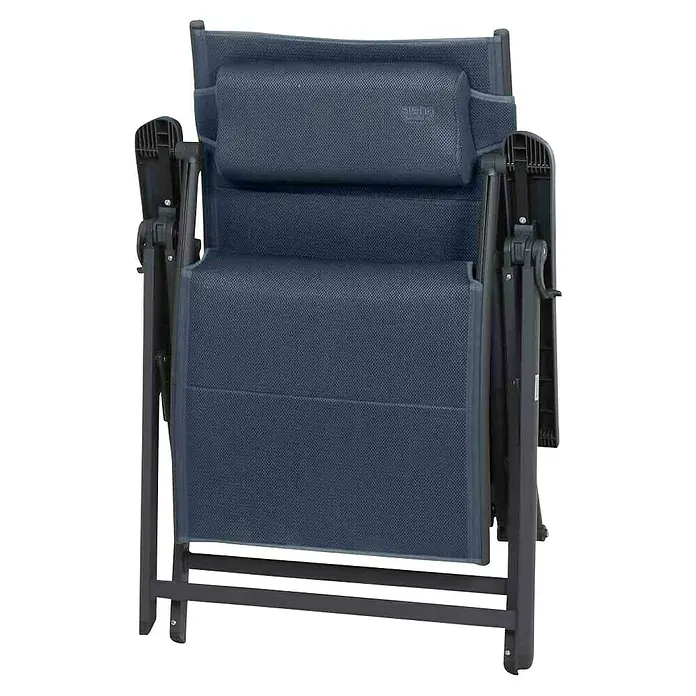 Siena Garden Garten-Liegestuhl Premium - Aluminium, Polyester, Klappbar, Dunkelblau, B x T x H: 69 x 84 x 124 cm - Die Abbildung zeigt einen komfortablen, verstellbaren Relaxsessel in dunkler Farbe mit gepolsterter Kopfstütze für optimalen Komfort.