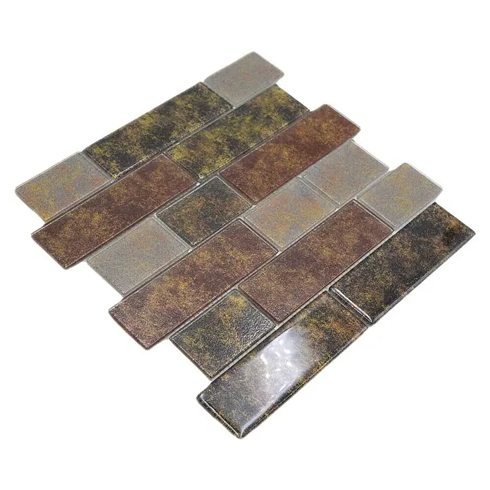 Mosaikfliese Mauerverbund LOFT 79LF - 30 x 30 cm, Braun/Beige, Glänzend - Mosaikfliesen in Braun-, Gold- und Grautönen mit rechteckigen, glänzenden Oberflächen auf schwarzem Hintergrund.