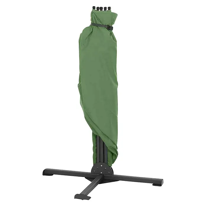 Siena Garden Sichtschutz Ben - 280 x 150 cm, Grün/Anthrazit - Ein verpackter Sonnenschirm mit schwarzem Ständer. Der grüne Bezug ist mit einem Gurt befestigt, was für eine kompakte Aufbewahrung sorgt.