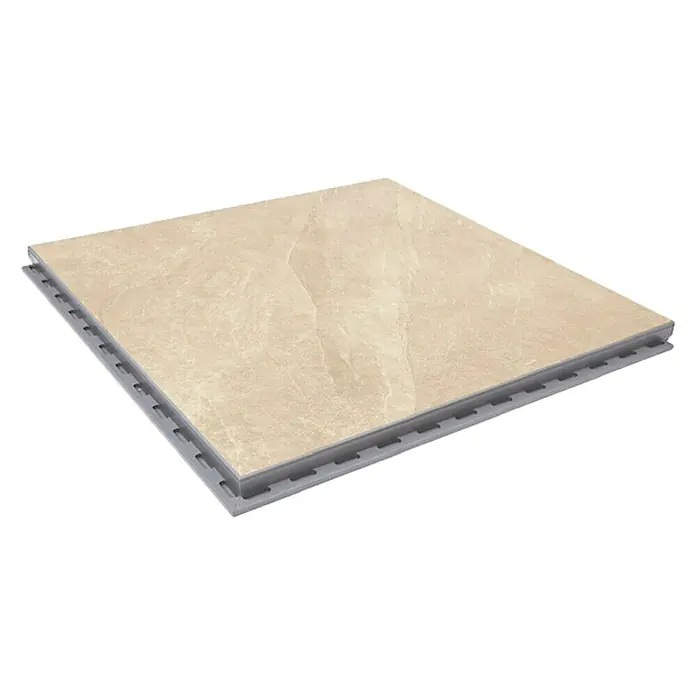 Terrassenfliese Click and Go Ardesia Gold - 60 x 60 cm, Beige/Gold, Matt - Nahaufnahme einer beigen Fliese mit Marmormuster und grauem Kunststoffrahmen, die die Beschichtung der Fliese hervorhebt.