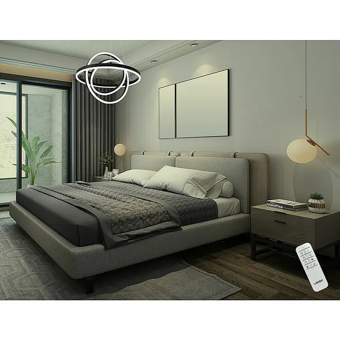 Lavida Ring LED-Pendelleuchte rund - 55 W, Ø x H: 50 x 120 cm, Schwarz, Mehrfarbig - Ein modernes Schlafzimmer mit einem stilvollen Bett, einer schwebenden Lampe und einem minimalistischen Design, das für eine entspannende Atmosphäre sorgt.