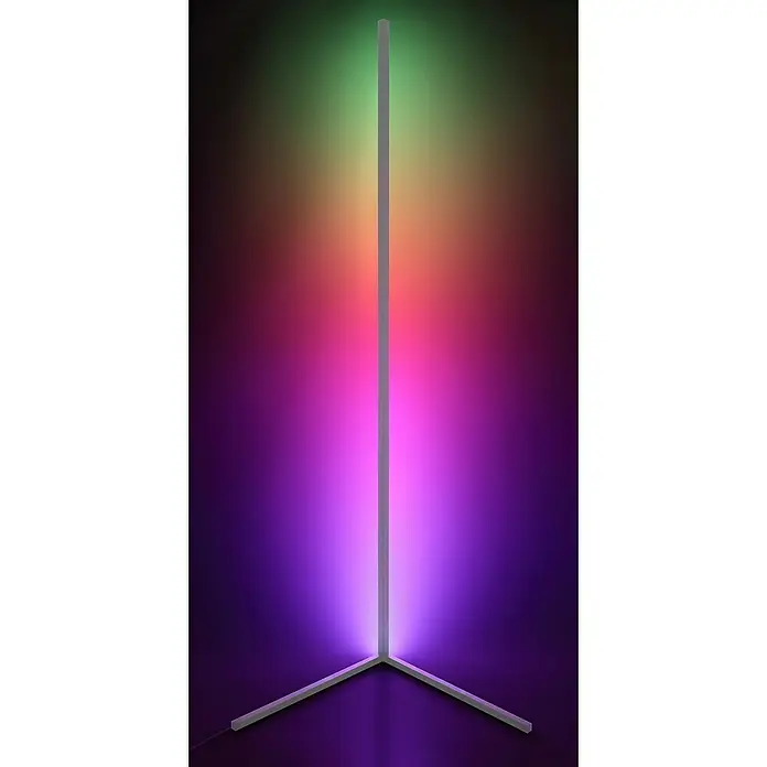 Tween Light LED-Stehleuchte Anzio - 19 W, Höhe: 140 cm, Weiß, RGB - RGB-Eckstehlampe mit sanften Farbverläufen von Grün nach Violett, die eine moderne und stimmungsvolle Beleuchtung erzeugt.