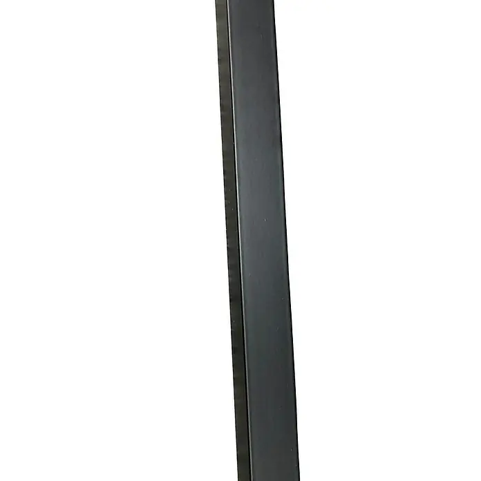 Tween Light LED-Stehleuchte Anzio - 19 W, Höhe: 140 cm, Schwarz, RGB - Nahaufnahme einer schwarzen, vertikalen Profilleiste, ideal für Bau- oder Renovierungsprojekte, die eine saubere, moderne Optik erfordern.