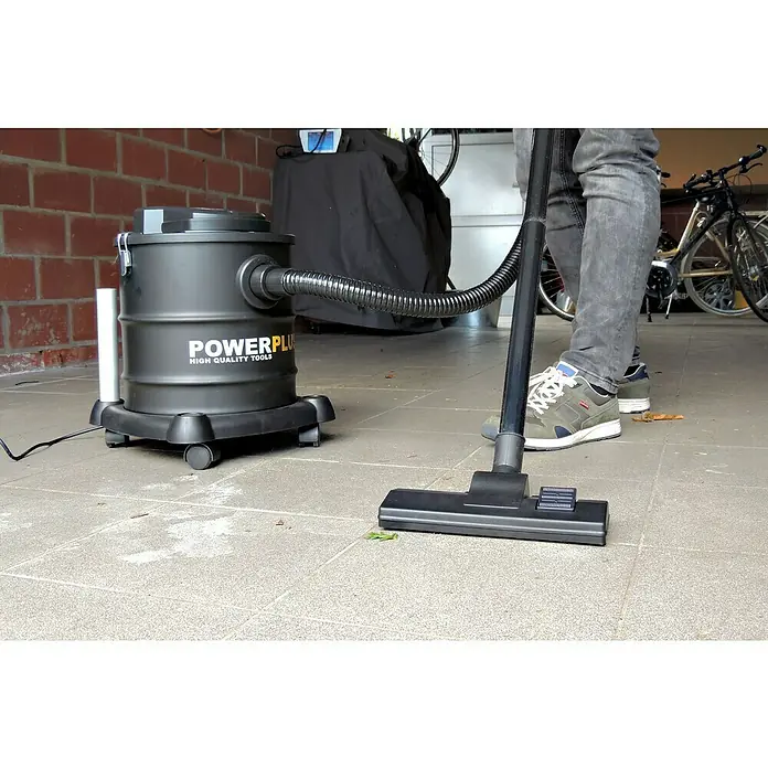 PowerPlus Aspirador de cenizas eléctrico POWX308 - 1.200 W, Volumen de recipiente: 20 l, Sin bolsa - La aspiradora Powerplus es un dispositivo potente diseñado para la limpieza. Es robusta, eficiente y fácil de usar.