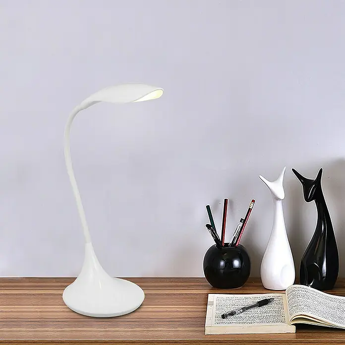 LED-Tischleuchte Wing - 2,5 W, L x B x H: 17 x 17 x 37,5 cm, Weiß, Warmweiß - Elegante, weiße LED-Schreibtischlampe mit flexiblem Hals und sanftem Licht, ideal für Büro oder Nachttisch. Stilvolles Design für modernes Ambiente.