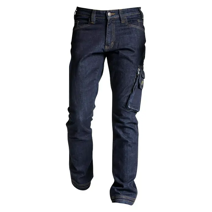 Arbeitshose Jeans - Konfektionsgröße: 48 - Abgebildete blaue Cargo-Jeans mit gut sichtbarer Seitentasche. Die Hose ist robust und ideal für den Arbeitsalltag.