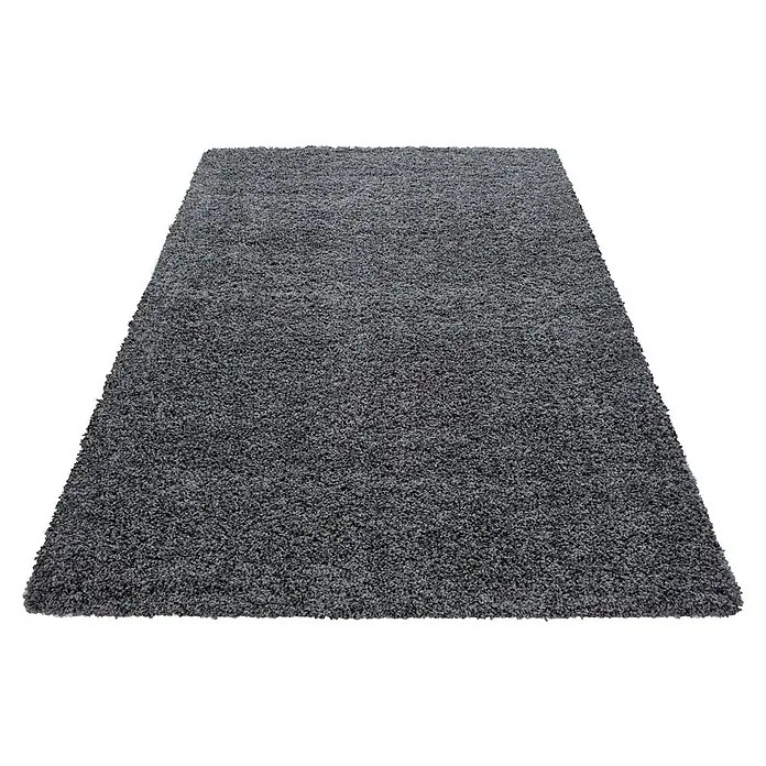 Hochflorteppich Dream 4000Grau, 130 x 65 cm, 100% Polypropylen - Grauer Teppich mit hoher Florhöhe, der eine weiche und komfortable Textur für jeden Raum bietet. Die dichte Struktur sorgt für Wärme und Schallabsorption.