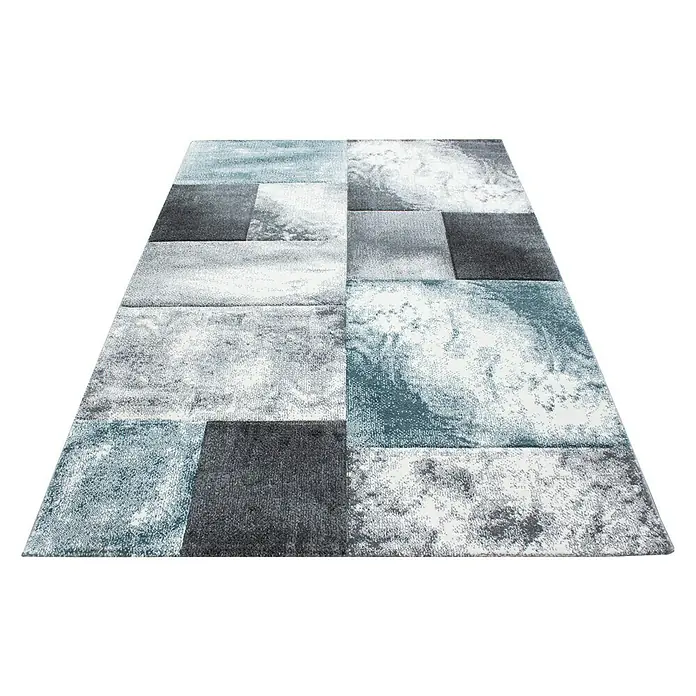 Kurzflorteppich Hawaii 1710 - Blau, 230 x 160 cm, 100 % Polypropylen - Ein rechteckiger Teppich mit einem modernen Muster aus grauen, blauen und weißen Blöcken, der einen stilvollen Akzent setzt.