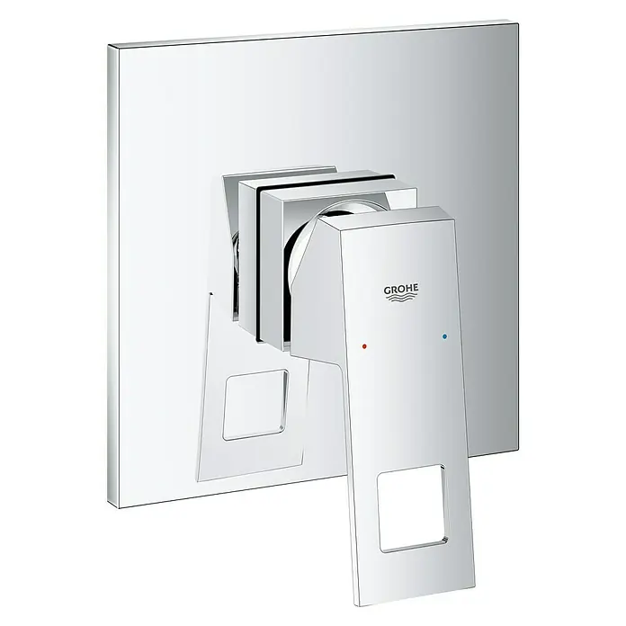 Grohe Eurocube UP-Brausearmatur - Chrom, Glänzend - Nahaufnahme eines Grohe-Einhandmischers mit quadratischer Rosette und Hebelgriff, glänzend verchromt mit blauen und roten Markierungen.