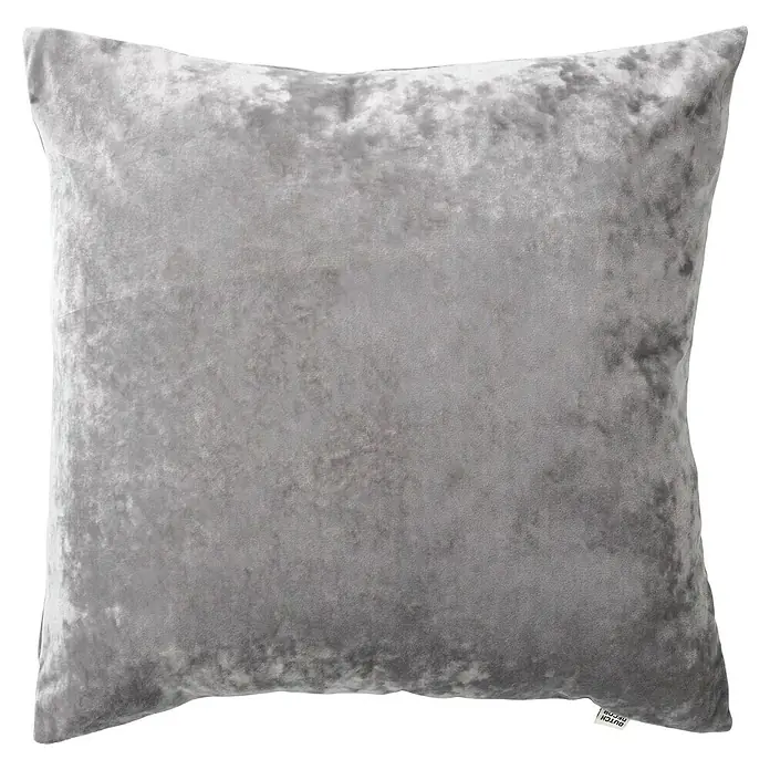 Kissen Sky - Micro Chip, 45 x 45 cm, 100 % Polyester - Ein quadratisches, graues Samtkissen, das Weichheit und Komfort ausstrahlt und sich ideal für die Dekoration Ihres Wohnraums eignet.