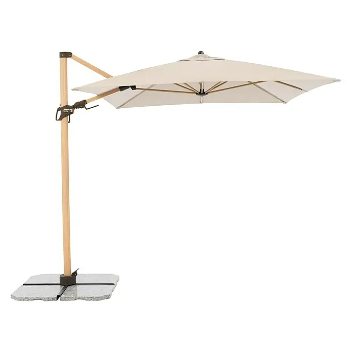 Doppler Alu Wood Ampelschirm AX Ultra - Natur, Bespannungsmaß (L x B): 300 x 220 cm - Eine elegante, quadratische Terrassenüberdachung mit einem stabilen, seitlich angebrachten Holzständer und grauem Steinsockel.