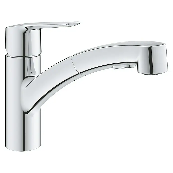 Grohe QuickFix Spültischarmatur Start - Chrom, Ausziehbar, Glänzend - Ein hochglanzpolierter Chrom-Küchenhahn mit Ausziehbrause vor einem schwarzen Hintergrund, der Eleganz und Funktionalität vereint.