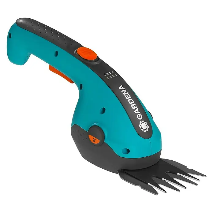 Gardena ClassicCut Akku-Gras- & Strauchschere - 3,6 V, Li-Ionen, 1 Akku, Schwertbreite: 8 cm - Akku-Grasschere von Gardena mit ergonomischem Griff und präzisen Messern für einen perfekten Rasenkantenschnitt. Ideal für kleine Gärten.