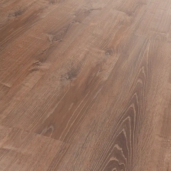 Star Clic Vinylboden More+ - Smoky Oak Natural, Landhausdiele, 1.210 x 220 x 5 mm - Nahaufnahme von Laminatboden mit hellbrauner Holzmaserung, ideal für moderne Innenräume mit natürlicher Optik und einfacher Pflege.