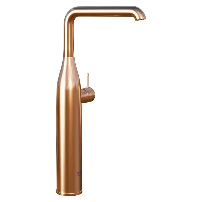 Grohe Essence New Waschtischarmatur XL-Size - Warm Sunset, Glänzend - Nahaufnahme einer eleganten, kupferfarbenen Küchenarmatur von Grohe, die modernes Design und Funktionalität vereint.