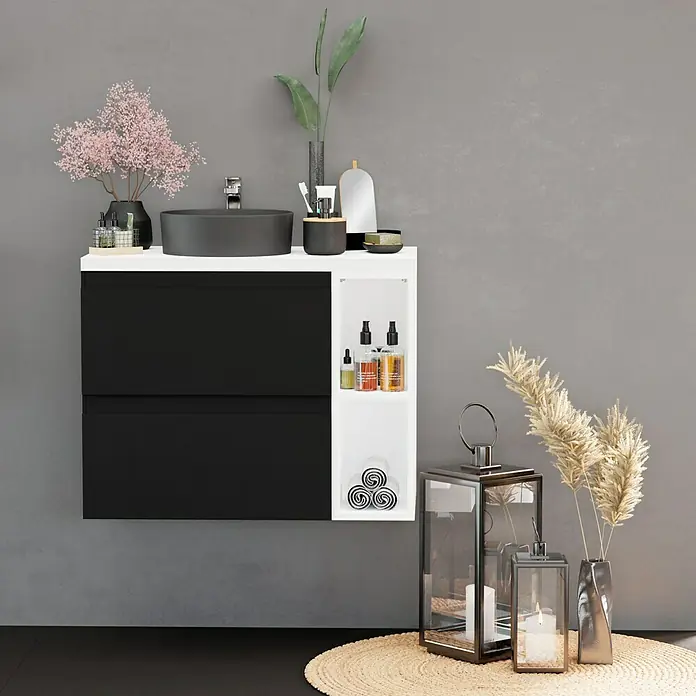 Camargue Espacio Unterschrankregal - 20 x 46 x 60 cm, Weiß - Badezimmerwaschtisch mit schwarzen Schubladen und weißem Regal, dekoriert mit Blumen und Accessoires für ein stilvolles Badambiente.