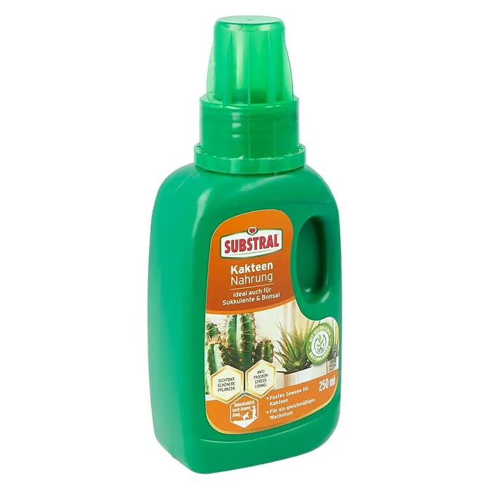 Substral Kakteendünger - 250 ml - Produktbild einer grünen Flasche Substral Kakteen Nahrung, ideal für Sukkulente und Bonsai, mit 250 ml Inhalt.