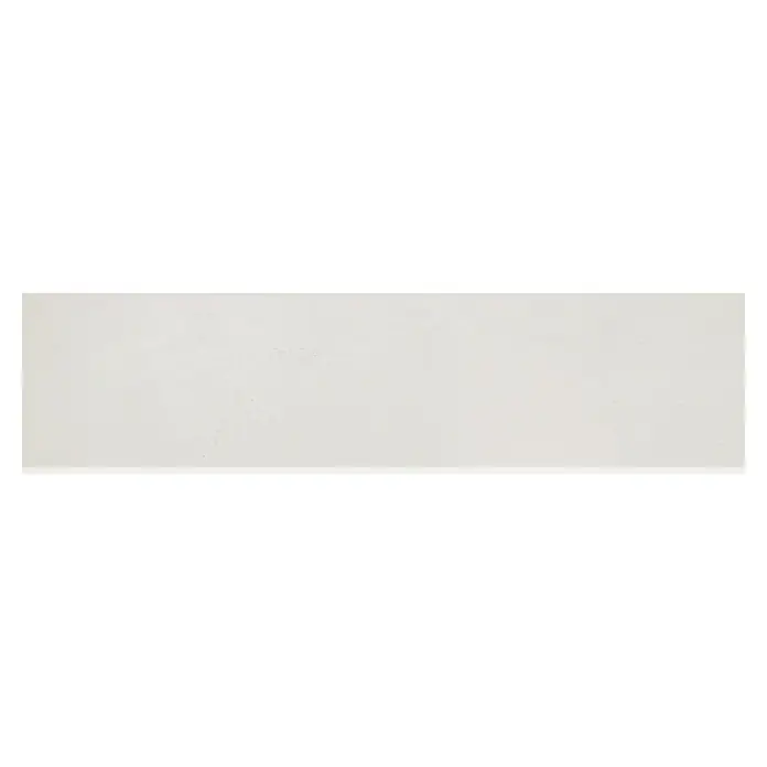 Art-Tec by Palazzo Stufen- & Abdeckplatte - 30 x 120 cm, Offwhite, Matt - Eine schlichte, weiße Arbeitsplatte mit einer feinen Textur, ideal für moderne Küchen- und Badgestaltung. Die Oberfläche ist glatt und einheitlich gefärbt.