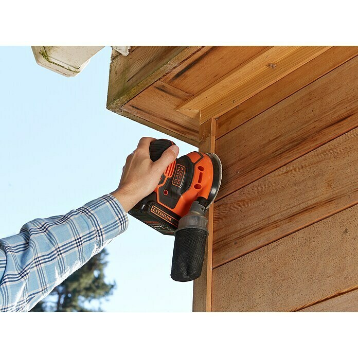 Black+Decker Akku-Exzenterschleifer BDCROS18-QW18 V, Li-Ionen, 1,5 Ah, 1 Akku, 125 mm Use Shot