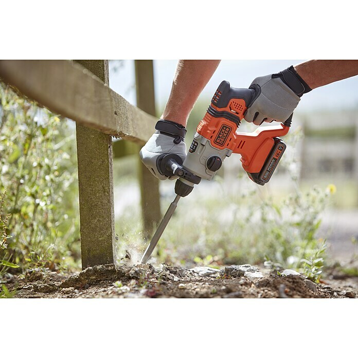 Black+Decker Akku-Bohrhammer (18 V, 2 Akkus, 2,5 Ah, Leerlaufdrehzahl: 1.880 U/min, Einzelschlagstärke: 1,2 J)