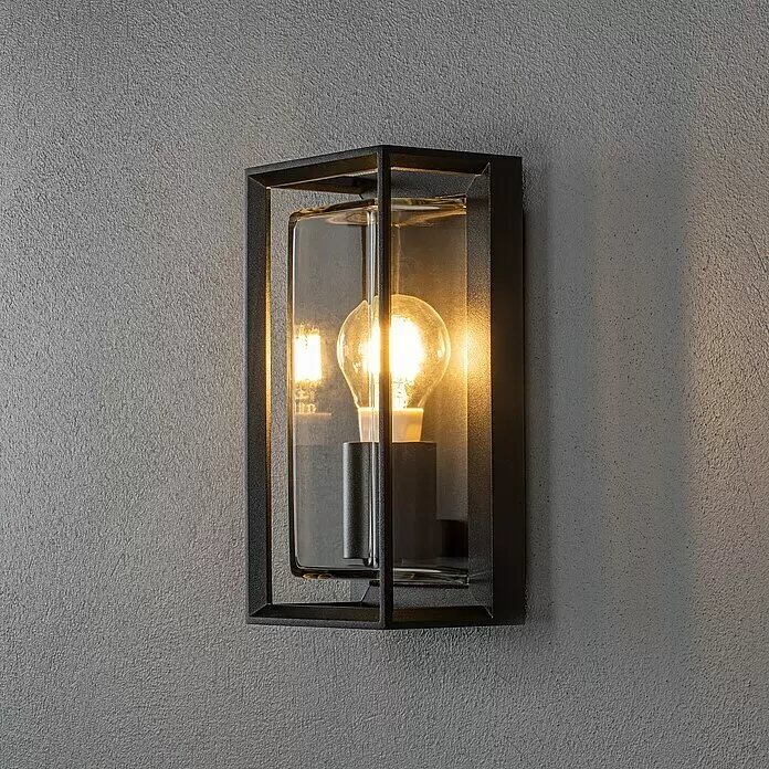 Konstsmide Außenwandleuchte - 20 W, 29 x 16 x 38 cm, Schwarz, IP54 - Stimmungsaufnahme