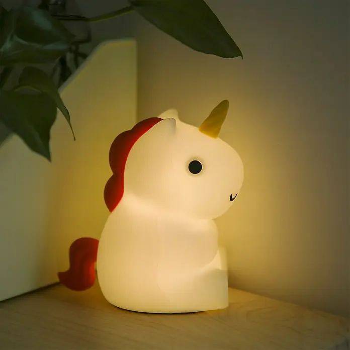 MegaLight LED-Nachtlicht MAGGY MAGIC - Weiß/Gelb/Pink, L x B x H: 8 x 11 x 13 cm, RGBW, MAGGY MAGIC - Niedliches Nachtlicht in Einhornform mit gelbem Horn und roter Mähne, ideal als dekorative Leuchte für Kinderzimmer.