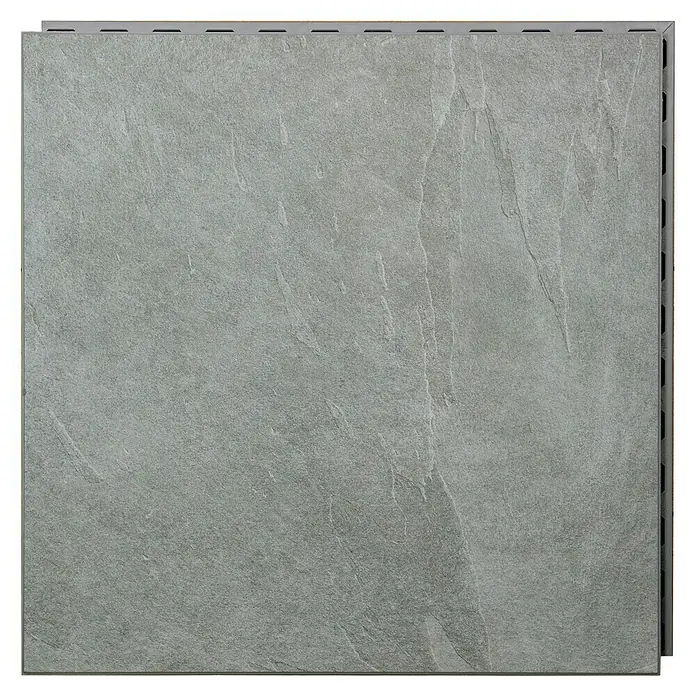 Terrassenfliese Click and Go Ardesia Grey - 60 x 60 cm, Grau, Matt - Detailansicht einer grauen Steinwandplatte mit subtiler Textur und natürlichen Farbtönen, ideal für moderne Innenräume.