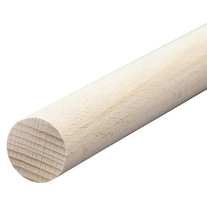 Rundstab I - Ø x L: 2,5 x 190 cm, Buche - Detailaufnahme eines hellen, unbehandelten Holzrundstabs vor schwarzem Hintergrund. Gut sichtbar sind die Holzmaserung und die Schnittfläche.