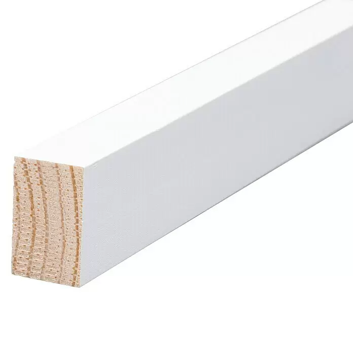 Rechteckleiste - 90 cm x 19 mm x 30 mm, Kiefer - Weiß lackierte rechteckige Holzleiste mit sichtbarer natürlicher Holzmaserung an der Schnittfläche.