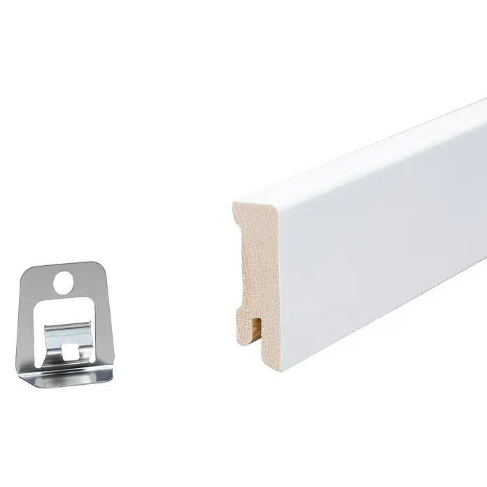 Sockelleiste - 240 cm x 16 mm x 40 mm, Fichte, Lackiert, Weiß - Weiße Sockelleiste mit Befestigungsclip. Ideal für saubere Wandabschlüsse und einfache Montage.