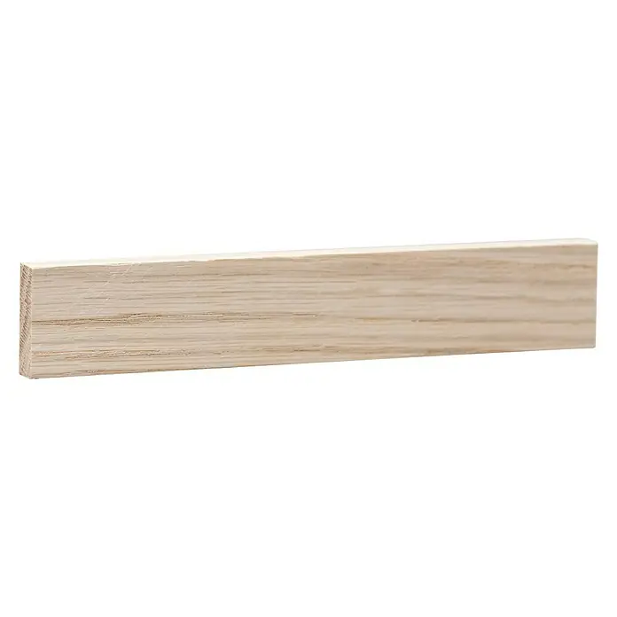 Rechteckleiste - 242 x 4 x 1 cm, Eiche - Nahaufnahme einer hellen, unbehandelten Holzleiste, ideal für DIY-Projekte und Innenausbau. Perfekt für individuelle Anpassungen.