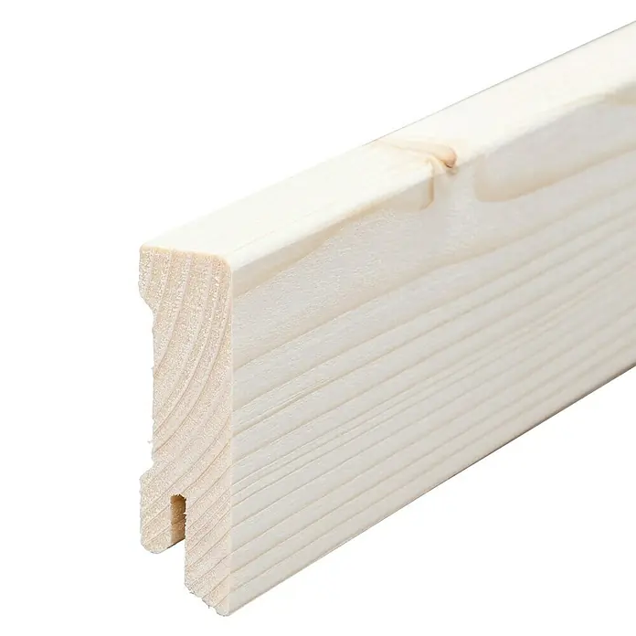 Sockelleiste - 240 x 1,6 x 5,8 cm, Fichte, Unbehandelt - Nahaufnahme eines Profilholzstücks, das seine Form und Maserung hervorhebt.