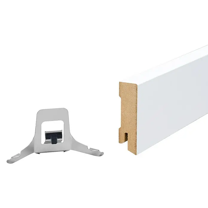 Sockelleiste - 244 x 1,8 x 6 cm, MDF - Sockelleistenbefestigungssystem mit einer weißen Fußleiste und einer Montageklammer für eine einfache und sichere Installation.