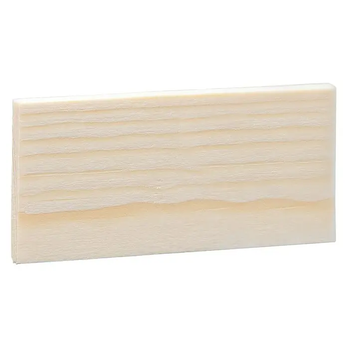 Rechteckleiste - 90 cm x 60 mm x 5 mm, Kiefer - Nahaufnahme eines hellen, unbehandelten Holzstücks mit feiner Maserung, ideal für Bastelarbeiten und Modellbau.